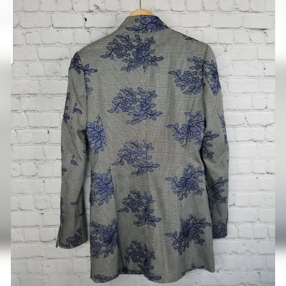 Zara Gray and Blue Floral Blazer - Picture 9 of 11